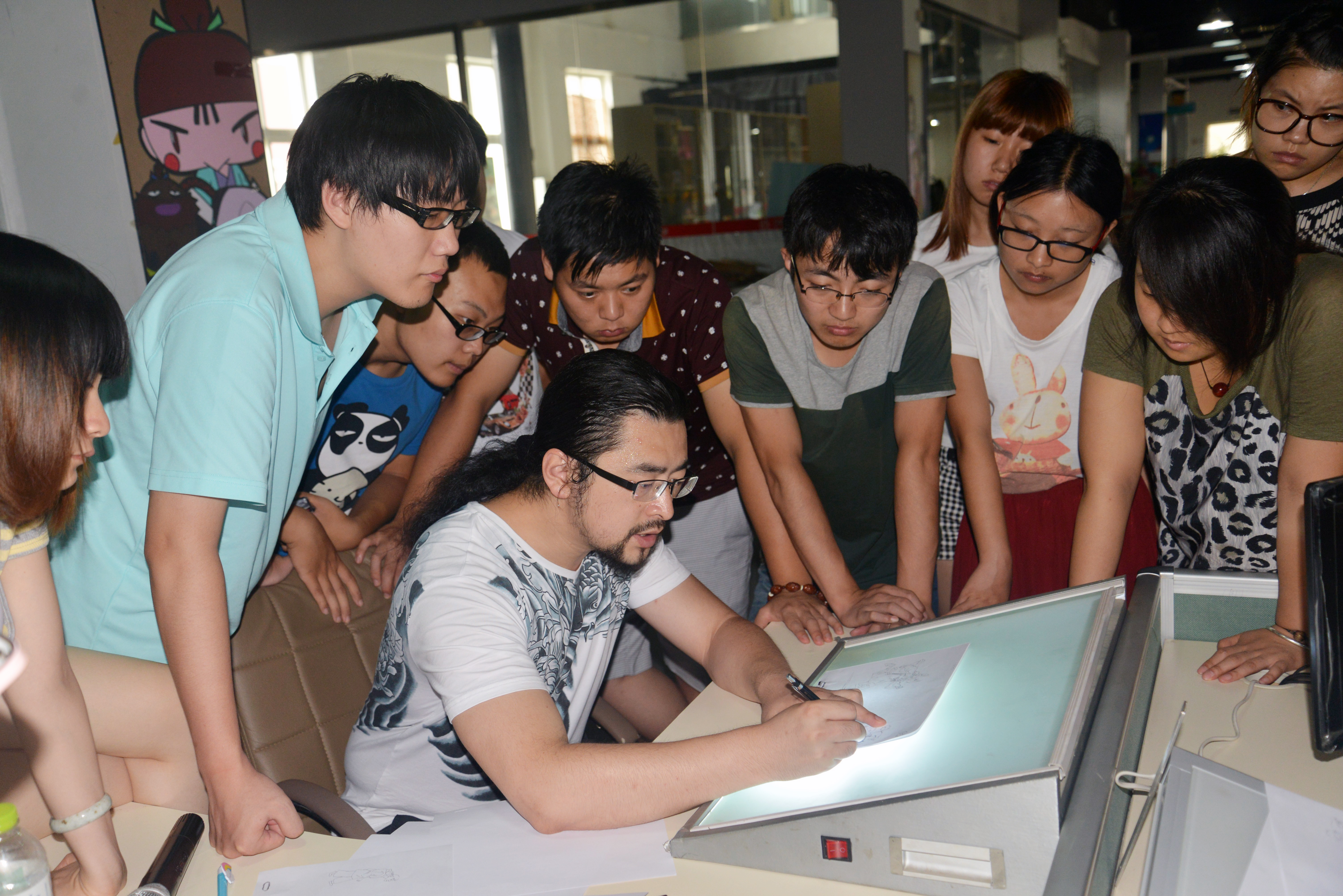 北京城市学院来北京万豪天际文化传播有限公司学习实践